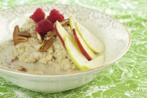 Fruits and Nut Morning Oatmeal